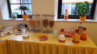 Trutzpfaff - Hotel Garni mit Frühstück - Frühstück