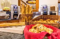 Hôtel Univers - breakfast