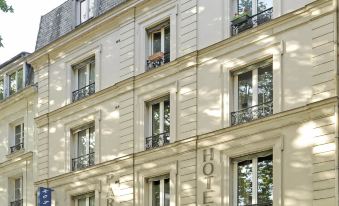 A l'Hôtel des Roys