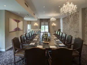 範德瓦爾克特沃姆城堡酒店