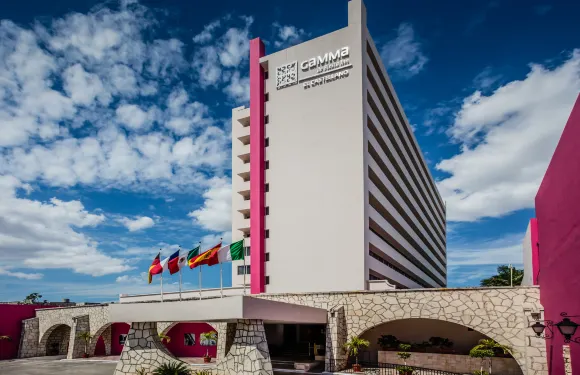 埃爾卡斯特拉諾伽瑪梅尼達酒店