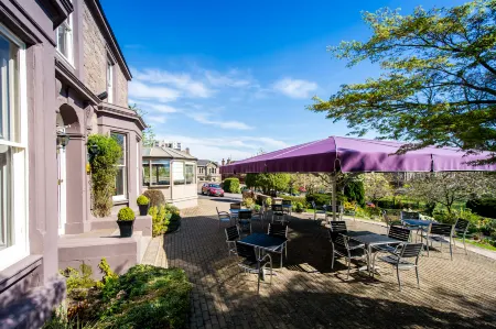 The Parklands Hotel Отели в г. Скон