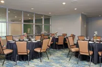 SpringHill Suites Chicago O'Hare - breakfast