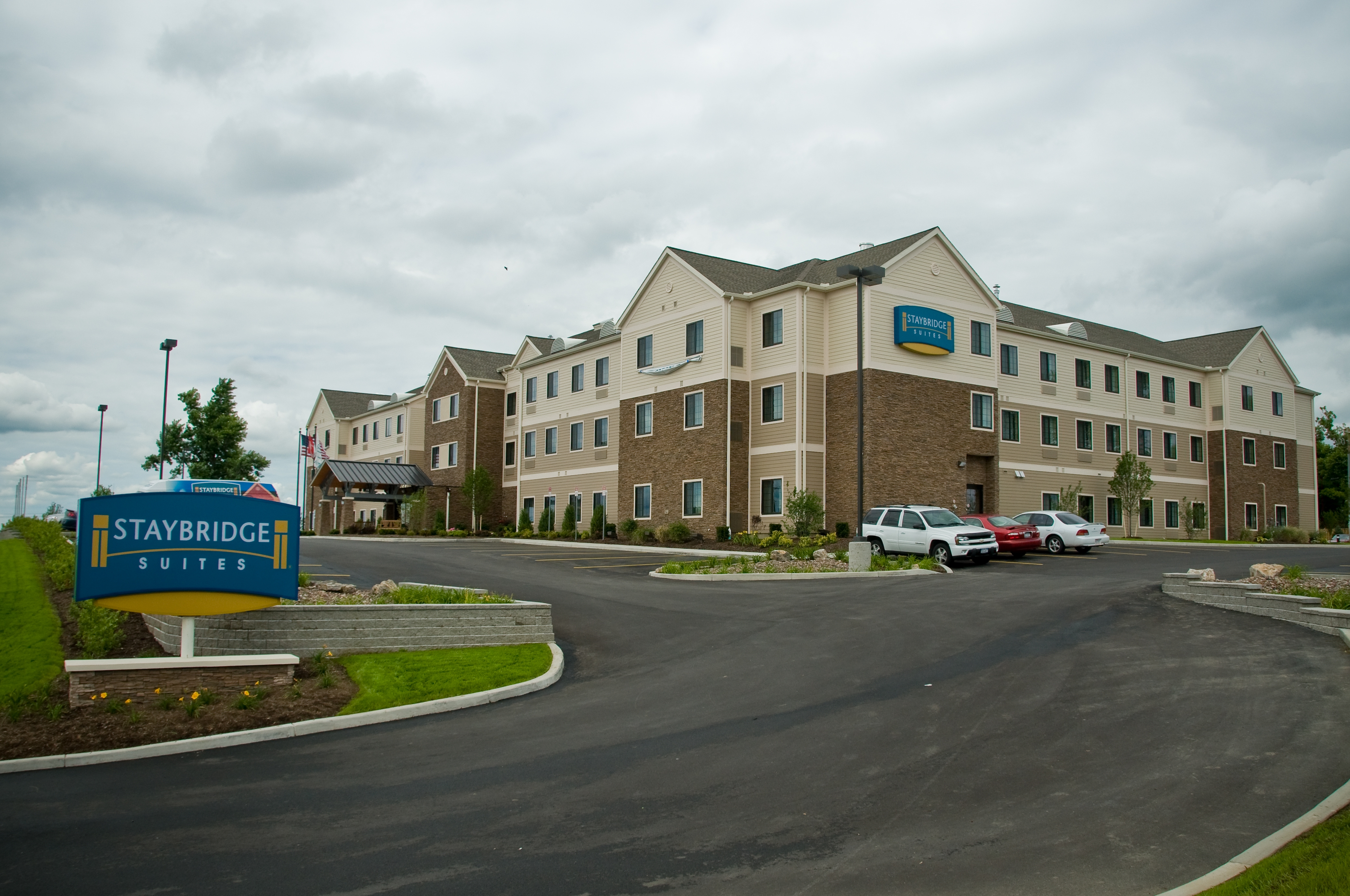 Hawthorn Suites by Wyndham Williamsville Buffalo Airport