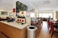 TownePlace Suites Grove City Mercer/Outlets - breakfast