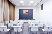 Eurostars Palazzo Zichy - Nouto- ja jättöpalvelut
