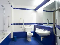 Travelodge Dundee Central Hotel Hotels in Лонгфорган