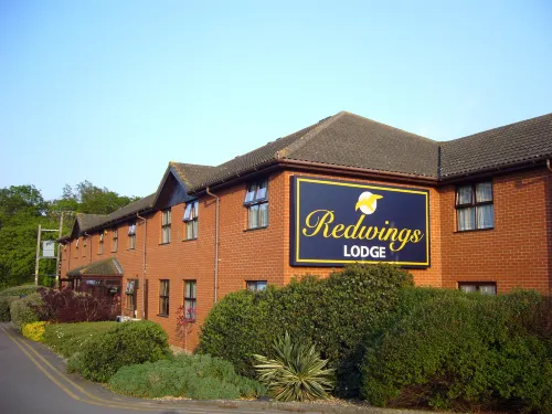 Redwings Lodge Sawtry Huntingdon - parking