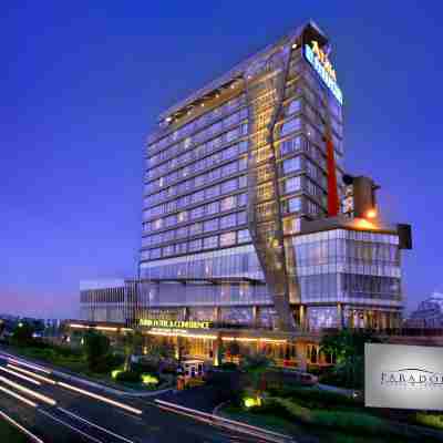 加丁塞爾彭阿特里亞飯店 Hotel Exterior