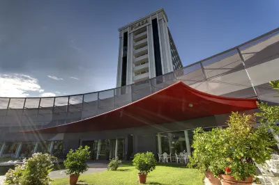 Plaza Hotel Các khách sạn gần Cristoforo Colombo