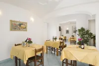 Hotel & Residence Matarese فنادق في كازاميتشيولا تيرمي