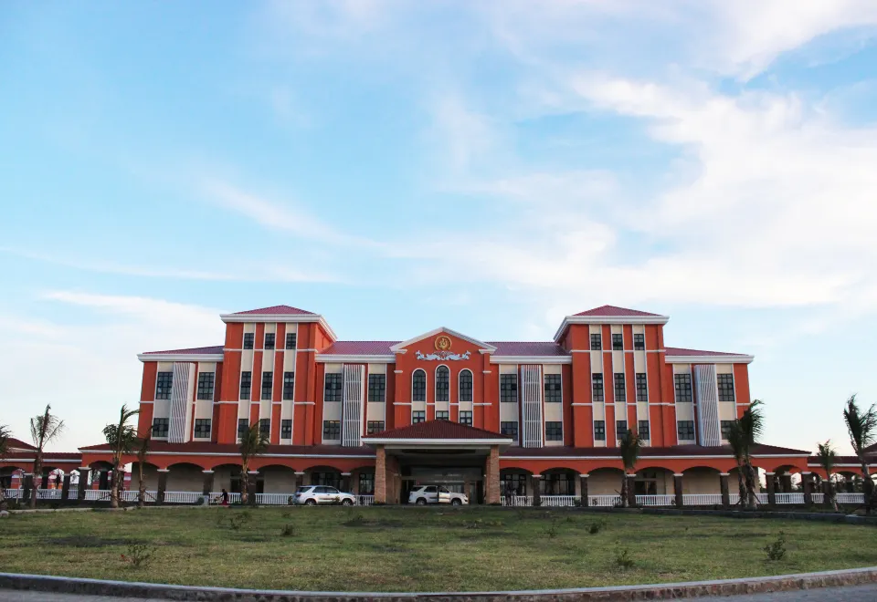 邦楽 PEACOCK HOTEL Golden Peacock Resort Hotel – Classificações de hotéis 4 estrelas