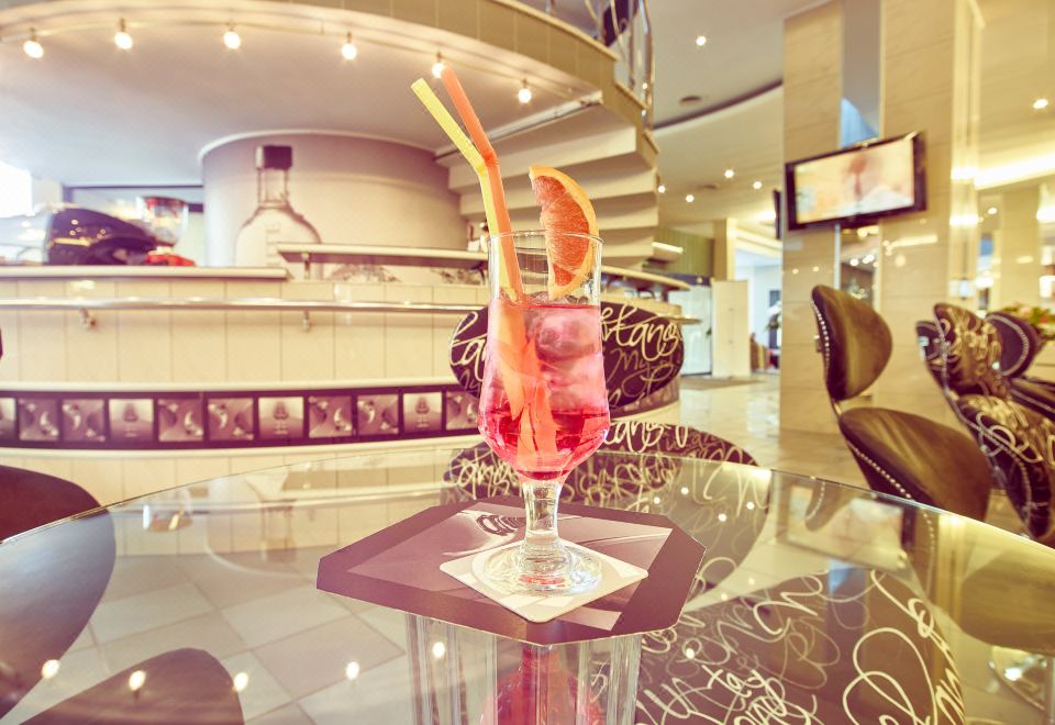 컨티넨탈 포럼 아라드 호텔 이미지