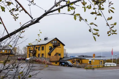 Abisko Guesthouse & Activities