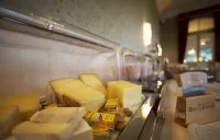 Boutique Hotel Bellevue - breakfast