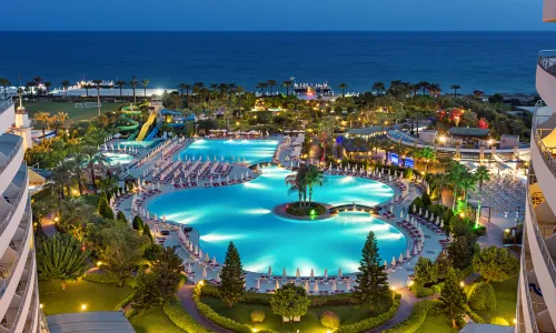 Miracle Resort Hotel