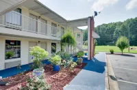 Motel 6 Cartersville, GA فنادق في بارتو كاونتي