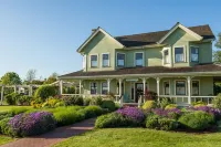 The Edenwild Boutique Inn Hotels in Lopez