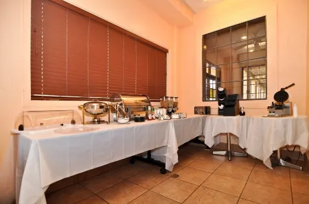 Best Western Plus Brookside Inn