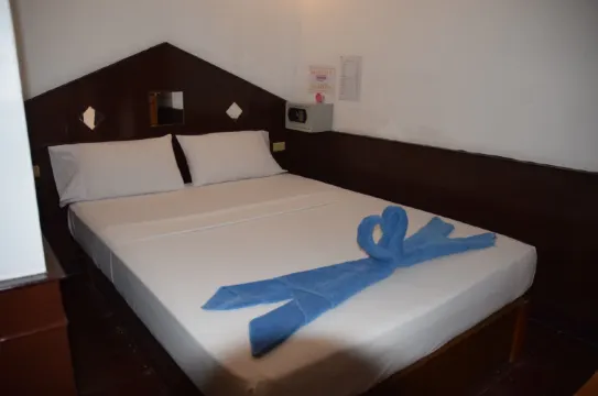 ห้องซูพีเรียร์ เตียงใหญ่ 1 เตียง