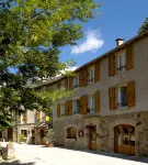 Logis Hôtel le Relays du Chasteau