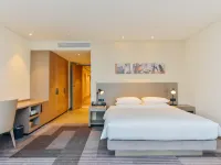 Hyatt Place Shanghai Tianshan Plaza Hotels near Changning