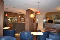 K+K Hotel am Harras - С баром