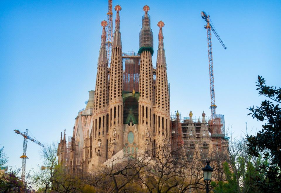 3. 산트 호르디 오..