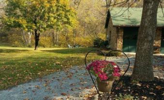 Amos Willow Bend Stone Cottage