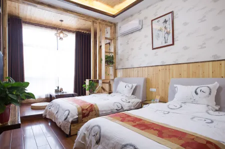 Mount Hua Hongchen Xiake Theme Hotel Отели рядом с достопримечательностью «Tongguan Yellow River Ancient Ferry»