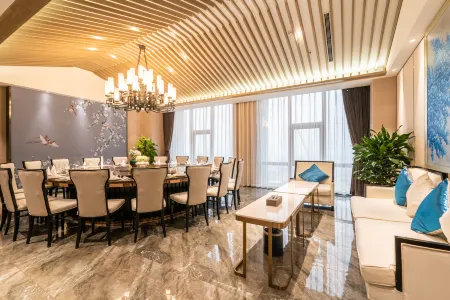 Xinzheng Xingangwanhua Hotel Отели рядом с достопримечательностью «Huang Di's Hometown»