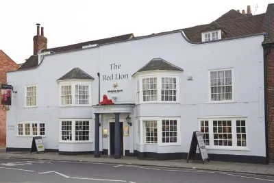 Red Lion Hotel by Greene King Inns Hotel in zona Saffron Wy Playground