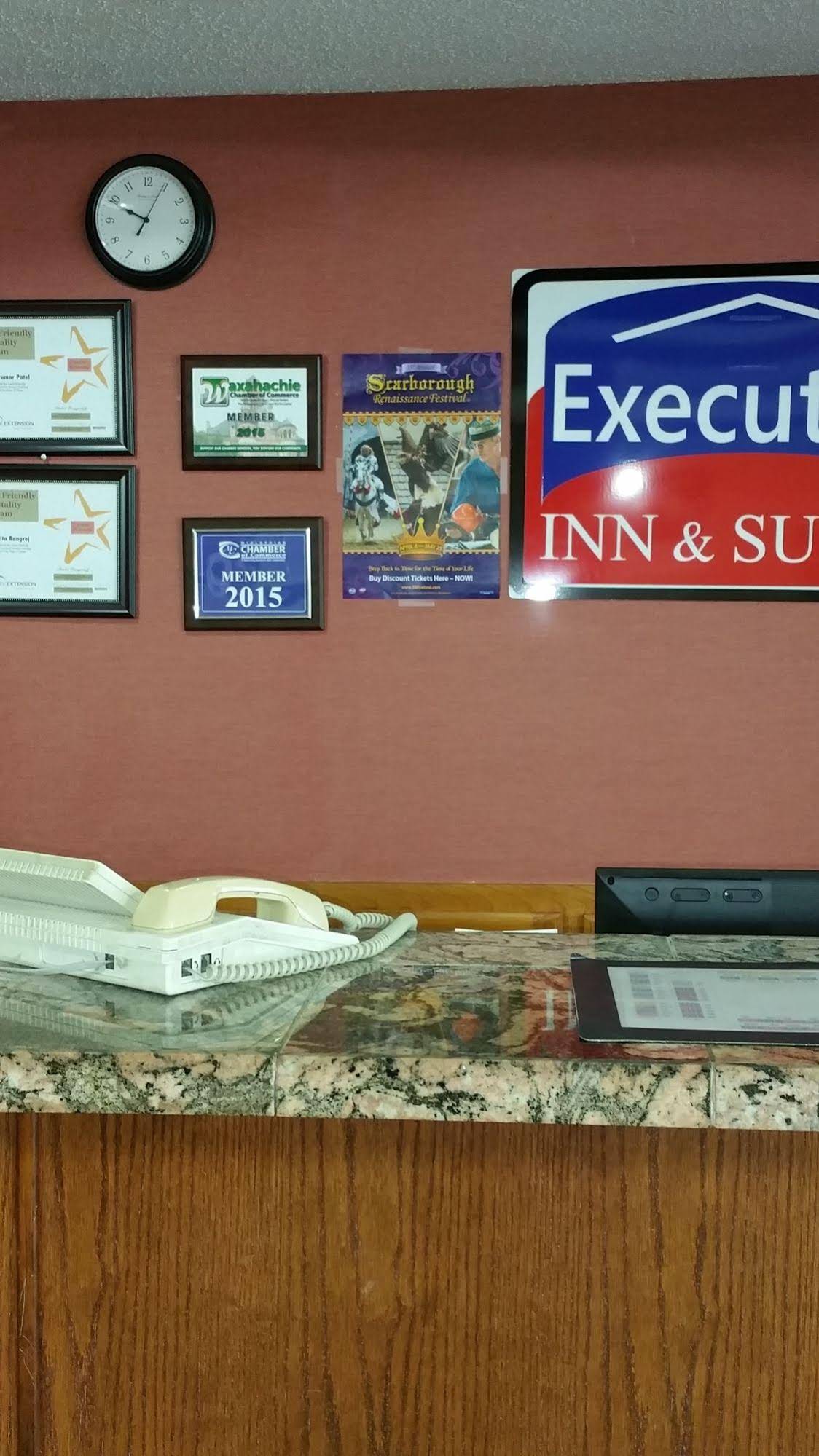 Executive Inn and Suites Waxahachie