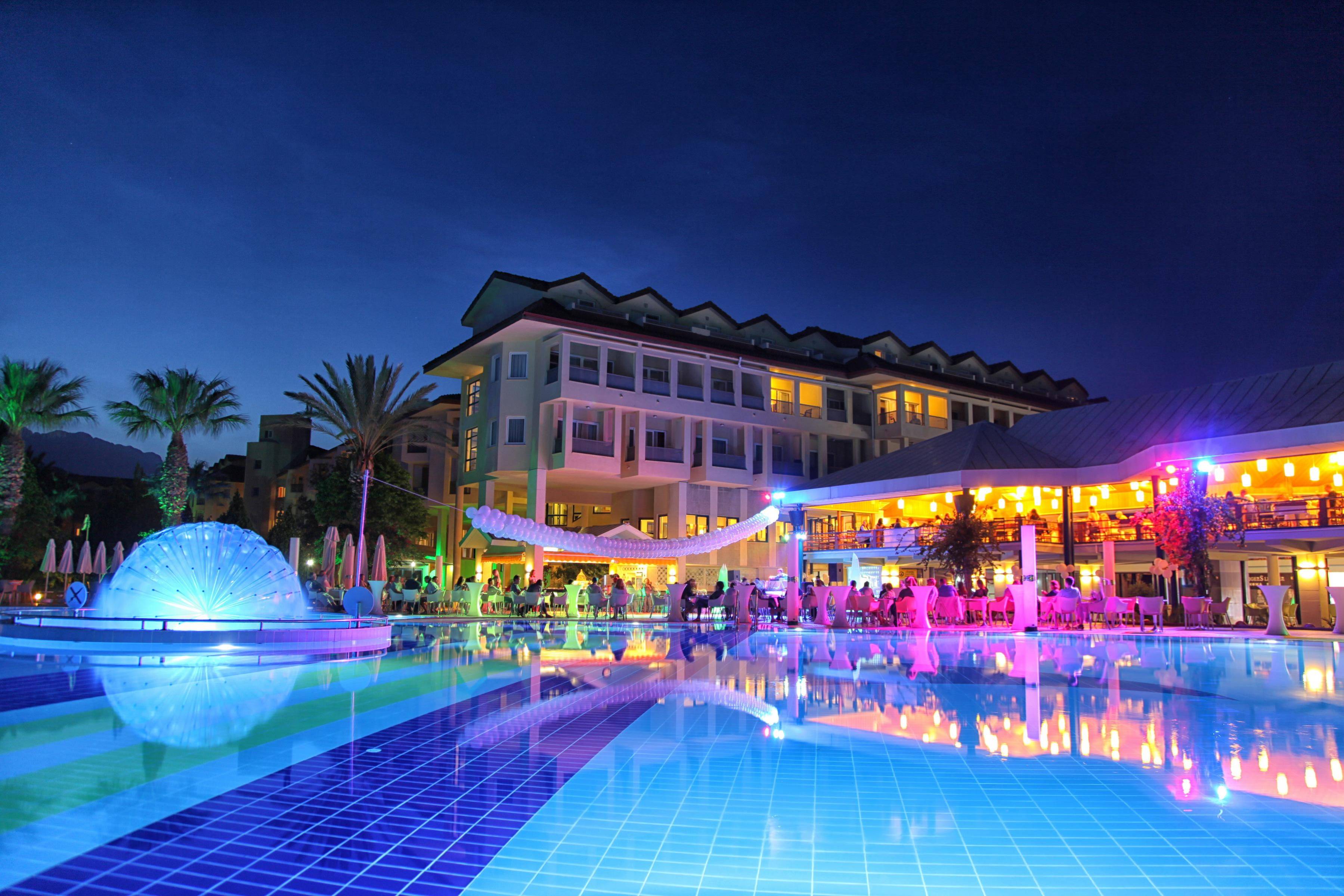 Queen's Park le Jardin - All Inclusive