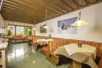 Haus Patricia Hotels in Unken
