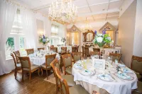 Berwick Lodge Hotels in Cribbs Causeway