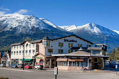 Whistler's Inn Отели рядом с достопримечательностью «Лейк Аннет Бич»