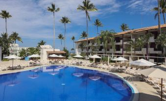 Crown Paradise Club All Inclusive