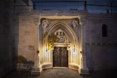 施設外観 セイクリッド ハウスの写真