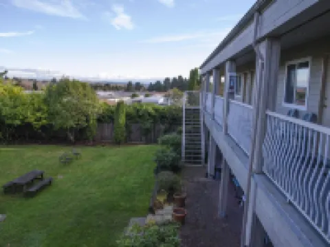 グランドビューイン サリーのホテル