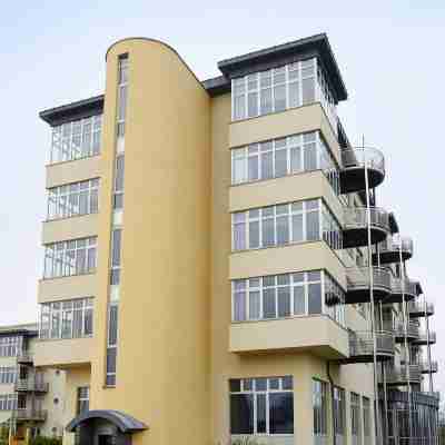 West Bay Hotel Exterior