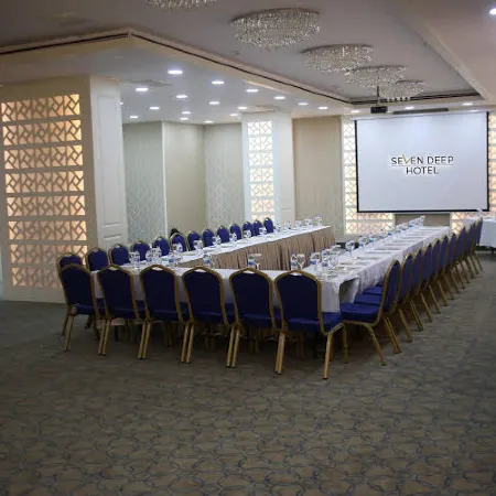 Seven Deep Hotel