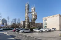 Vienna International Hotel (Langfang Daxing International Airport) - parking