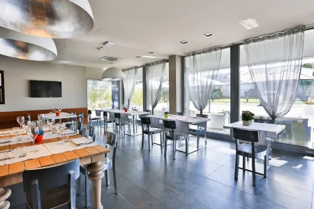 One Hotel & Restaurant Отели в г. Стеццано