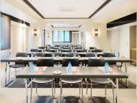 هوتل برشلونة يونيفيرسال Hotels near بوبل سيك