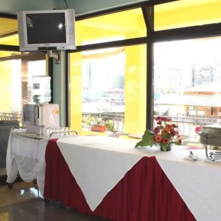 Hotel Grand