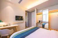 Homeinn Selected Hotel (Dandong Yalu River Riverside Anton Old Street)