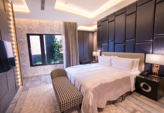 제이 문 빌라 욕실