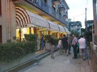 Hotel Jolanda