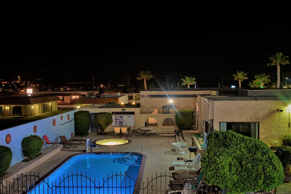 Americas Best Value Inn & Suites Joshua Tree National Park